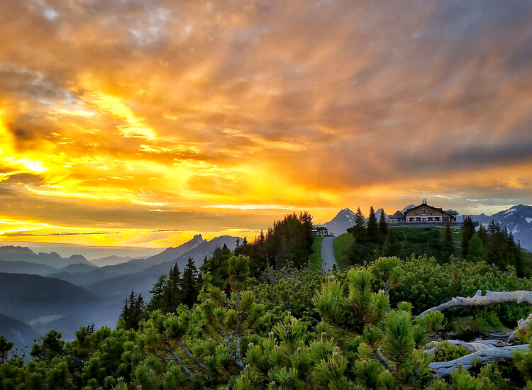Sonnenuntergang auf der Hochwurzen | © CherliasCom