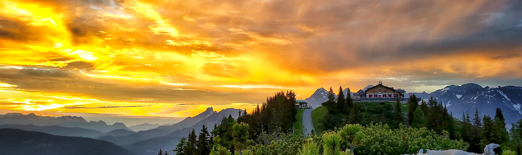 Sonnenuntergang auf der Hochwurzen | © CherliasCom
