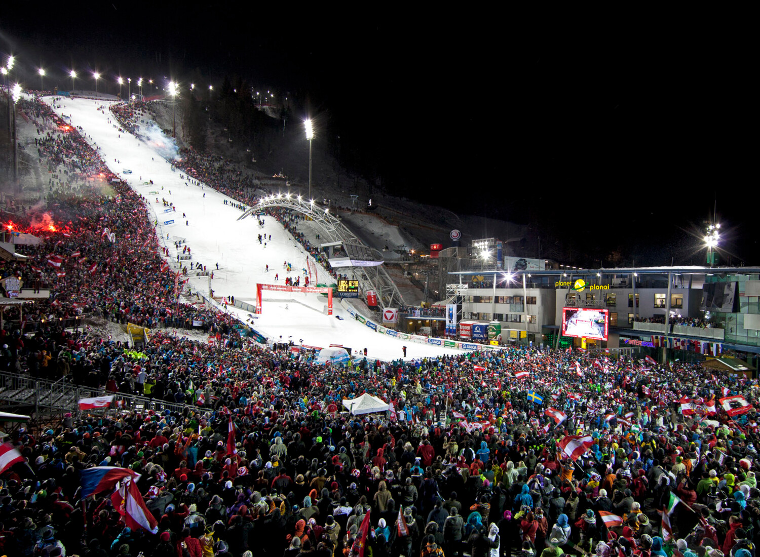 Schladming Night Race The FIS Alpine Ski World Cup on the Planai!