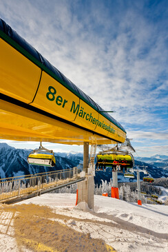 Die Märchenwiesenbahn bringt dich auf den Gipfel der Planai! | © Tom Lamm