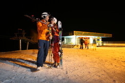 Enjoy the starry sky while night skiing on the Hochwurzen! | © Gregor Hartl