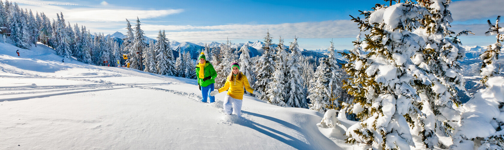 Winter hiking with your loved one in the Schladming-Dachstein region | © Tom Lamm