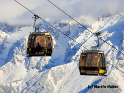 Bequeme Gondeln erwarten dich auf der Planai & Hochwurzen | © Martin Huber