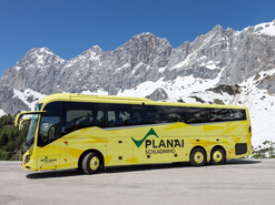 Der Neue 50 Sitzer Planai Reisebus | © Harald Steiner